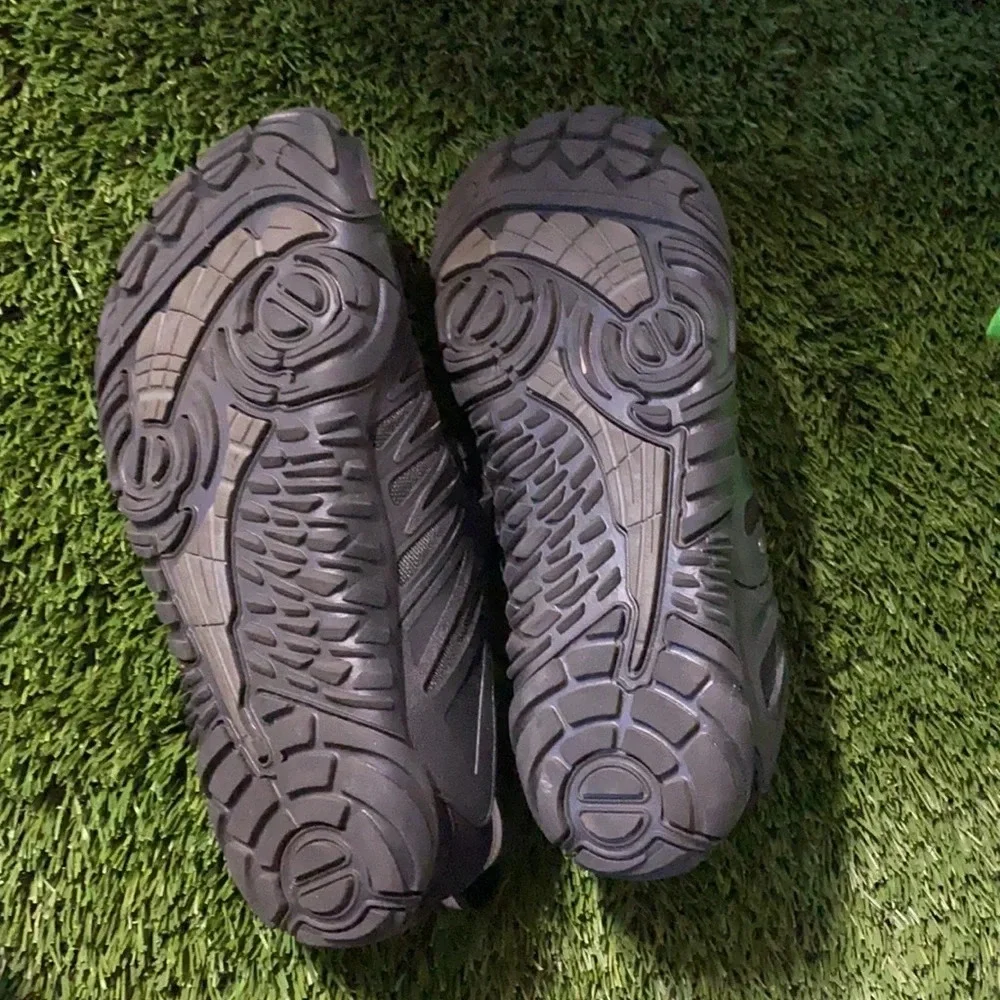 Mens Sports Sneakers - Picture 3 of 3